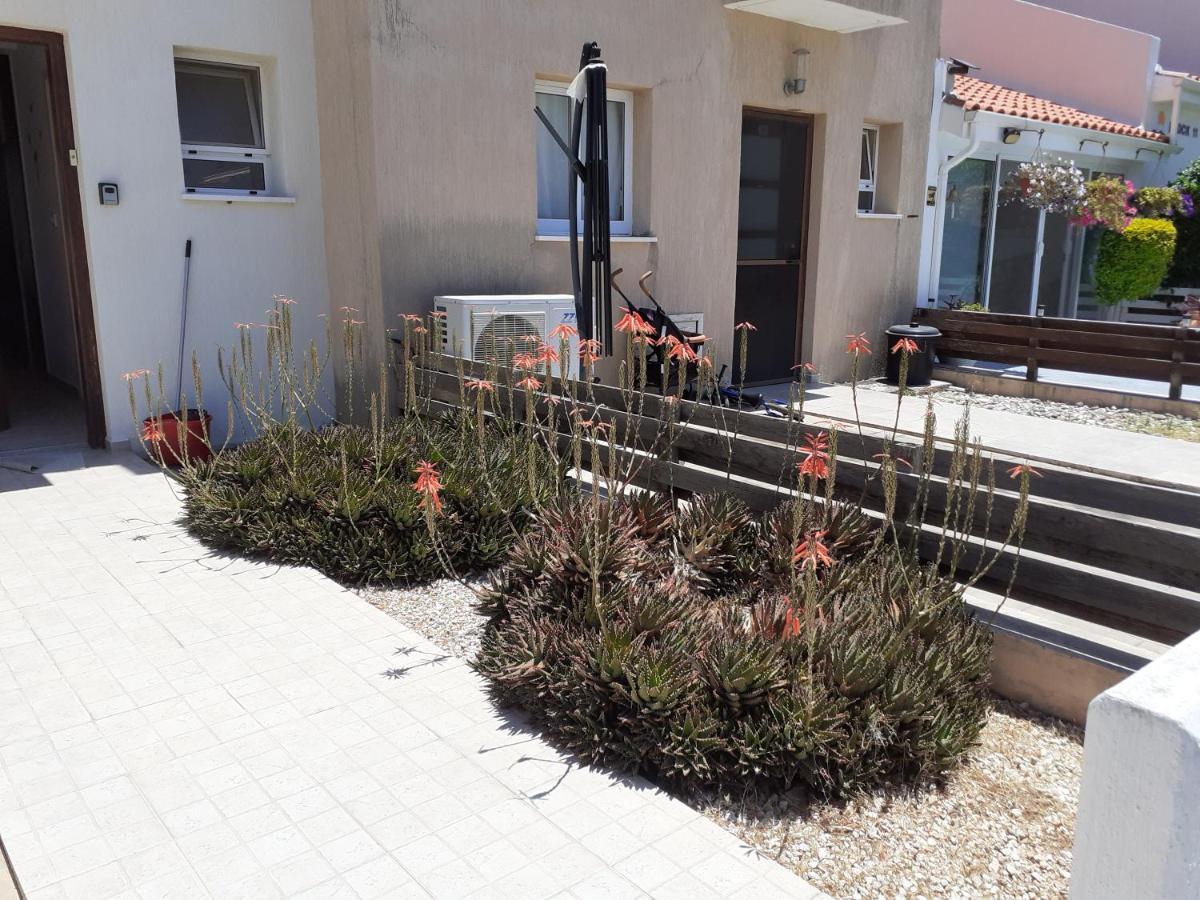 Beautiful 2-Bed House In Mandria Paphos Mandria (Paphos) Exterior foto